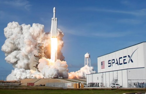 SpaceX 首份财报出炉！AMD 也同日“交卷”！