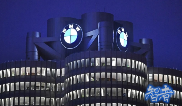 BMW_副本.jpg BMW_副本.jpg