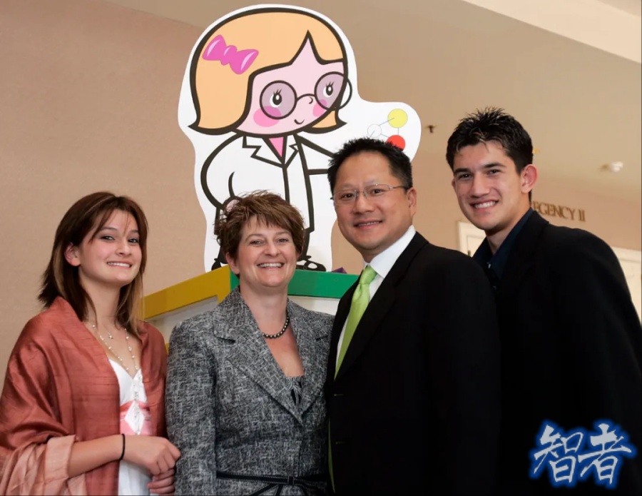 英伟达 帝国“王储”曝光：黄仁勋 的一儿一女-2.jpg